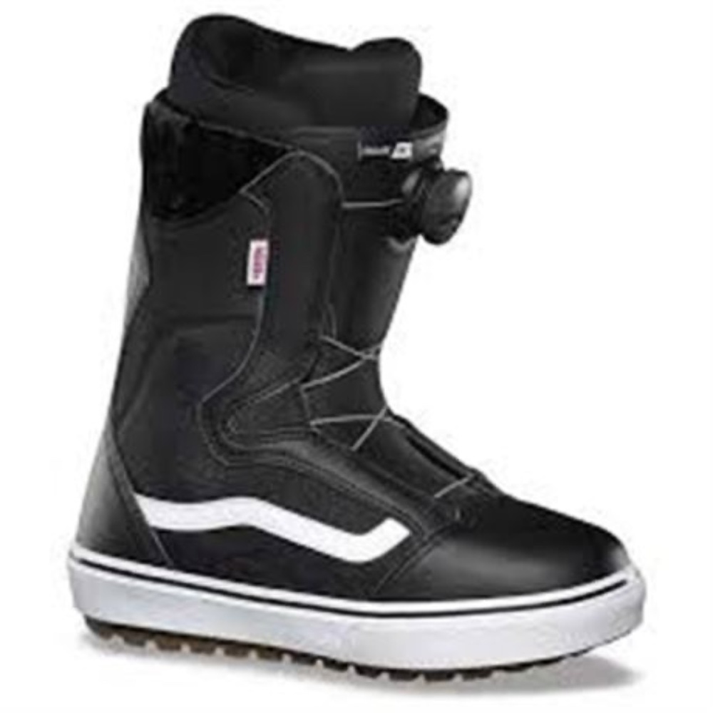 Vans woman’s Encore OG black/white 20 snowboard boots size 8